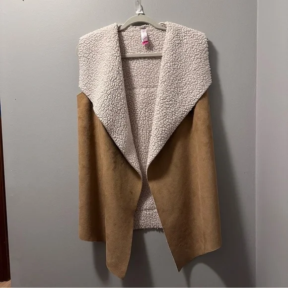 Willie Nelson ride me back home No Boundaries Junior Cozy Sueded Sherpa Vest - Picture 4 of 6